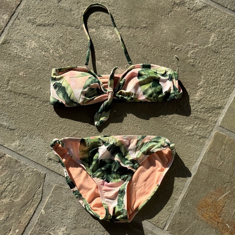 🌴EUC Tropical swimsuit🌴